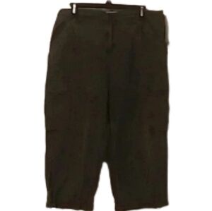 Khaki Bermuda shorts